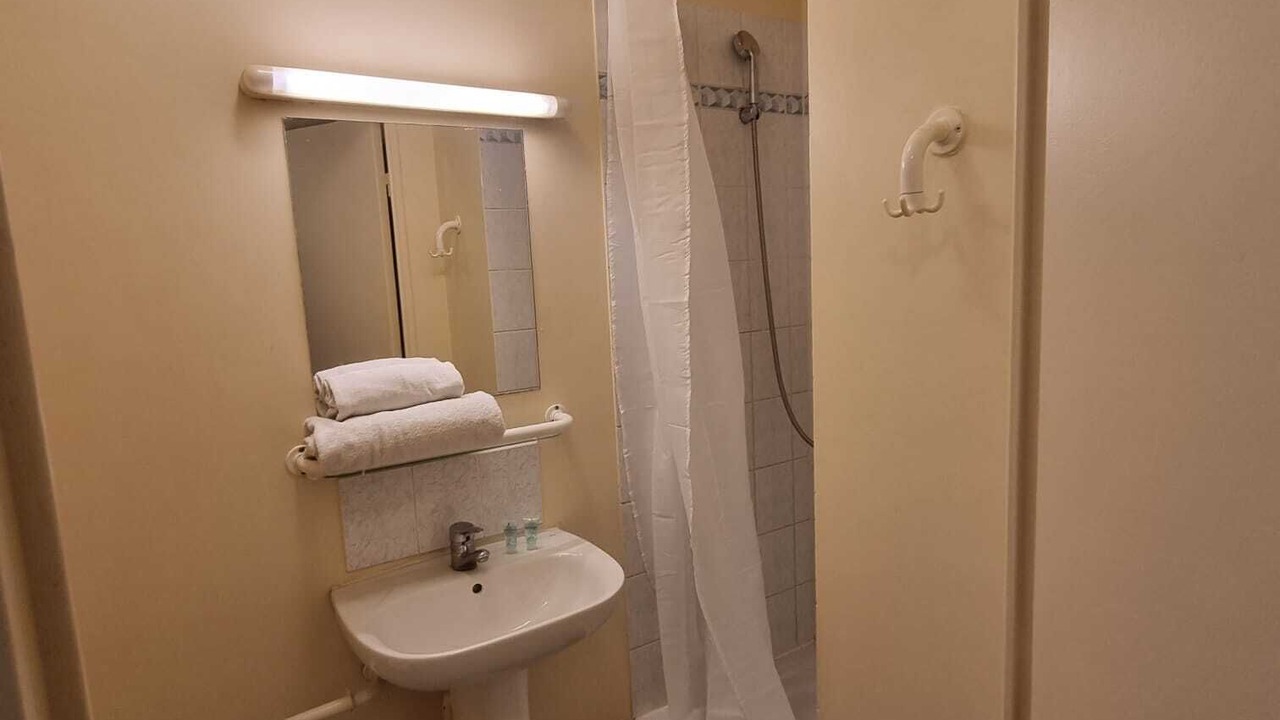 Photo of Bathroom in Chatillon