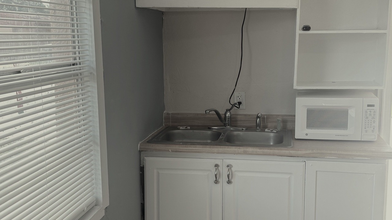 Photo of Bedroom in Seffner Community Alliance