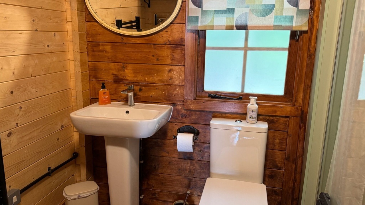 Photo of Bathroom in Waterlooville