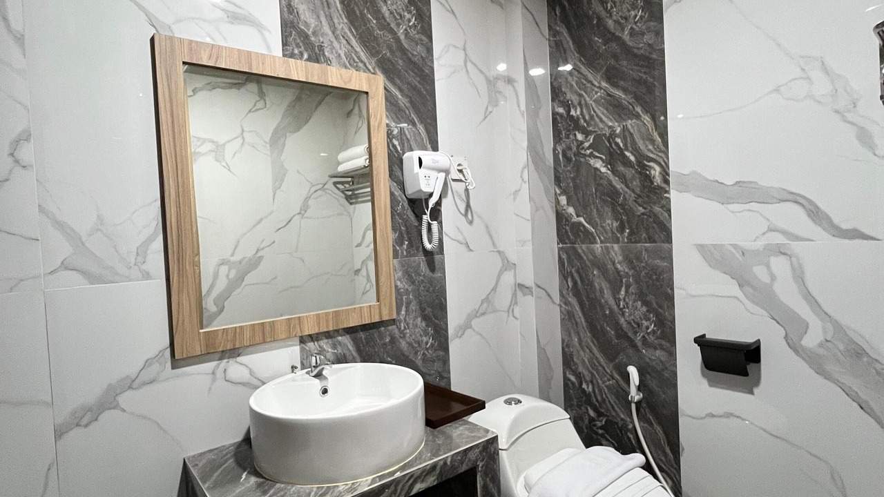 Photo of Bathroom in Genteng