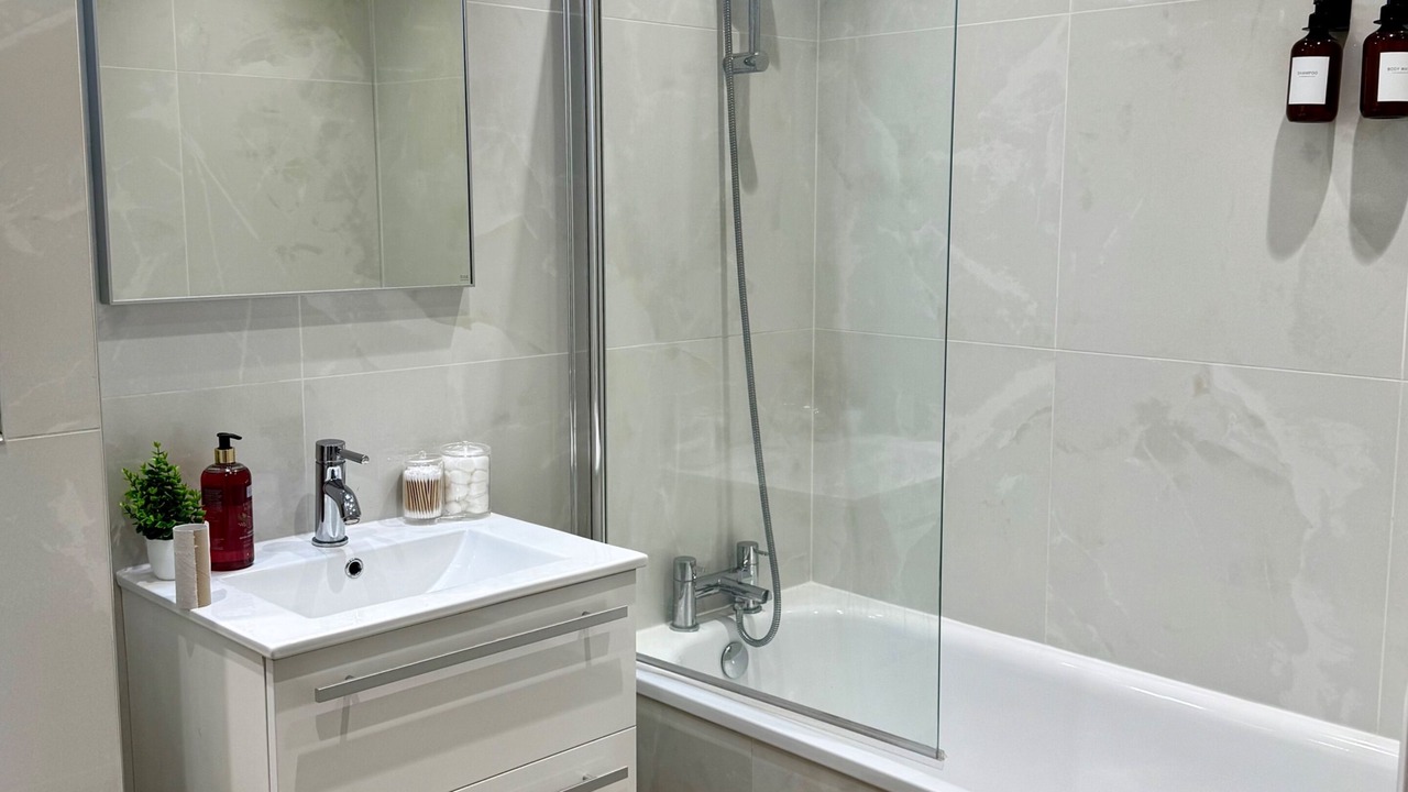 Photo of Others in Canonbury