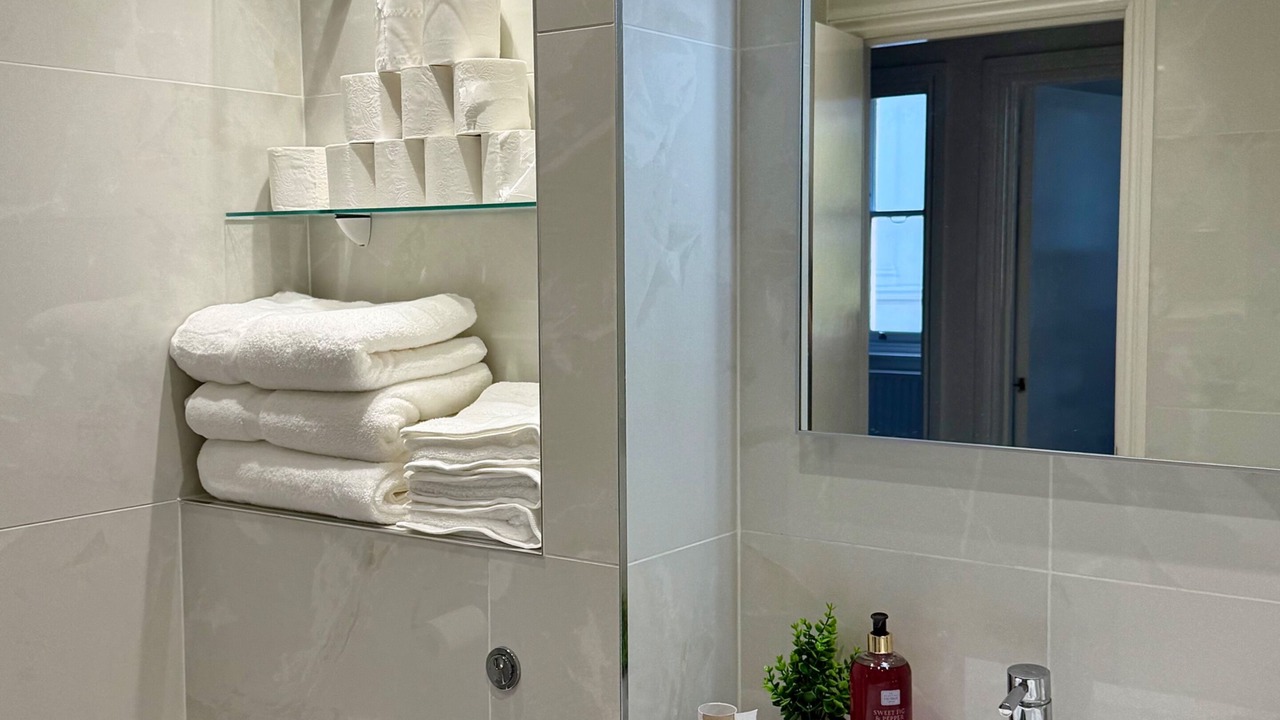 Photo of Others in Canonbury