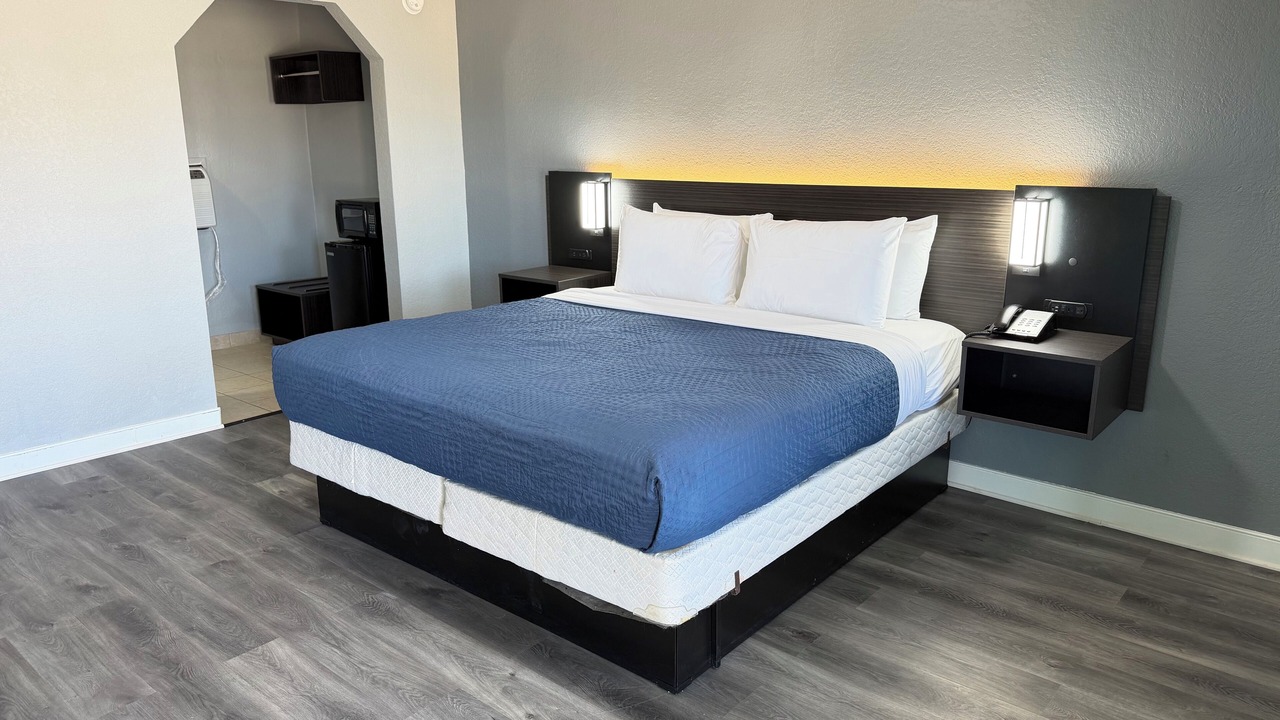 Photo of Bedroom in Port Lavaca