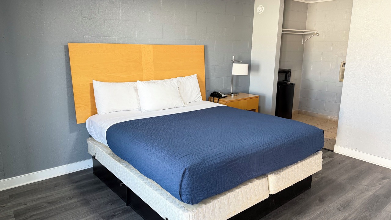 Photo of Bedroom in Port Lavaca