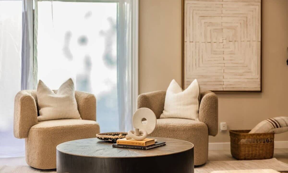 Photo of Livingroom in Fullerton