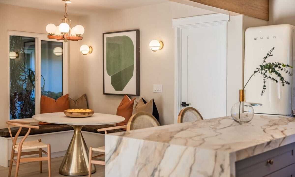 Photo of Livingroom in Fullerton