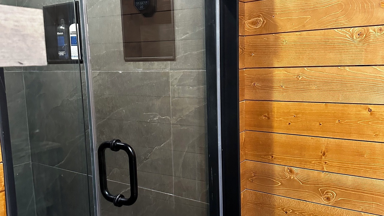 Photo of Bathroom in Beamsville