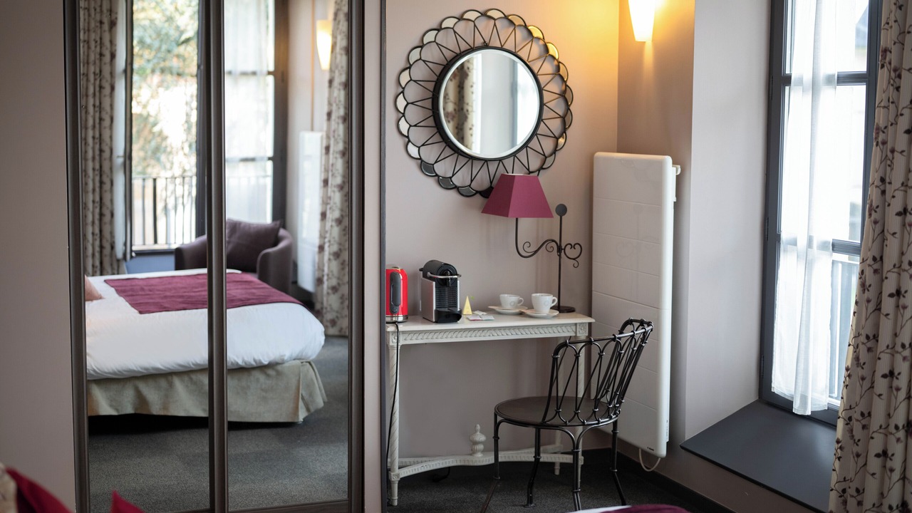 Photo of Bedroom in Tremblay-en-France