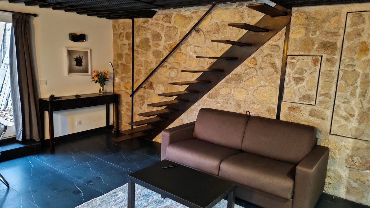 Photo of Others in Marat - Parmentier