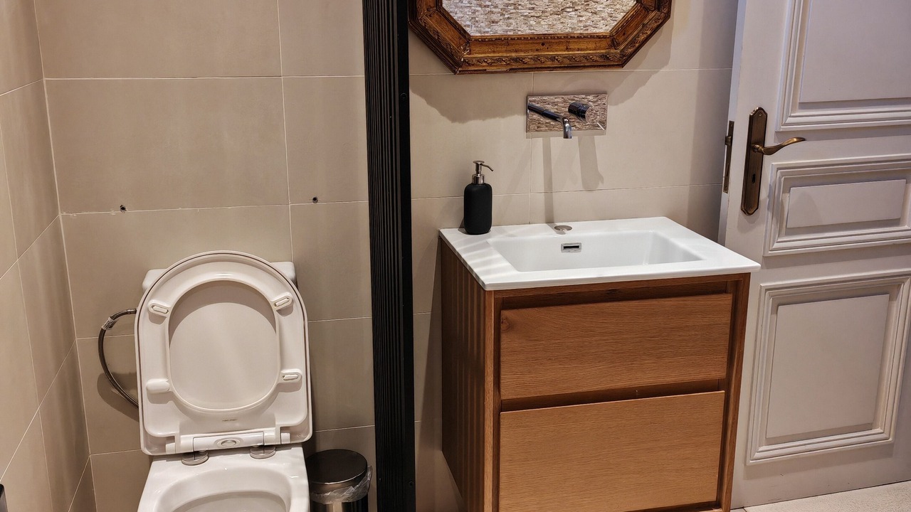 Photo of Bathroom in Marat - Parmentier