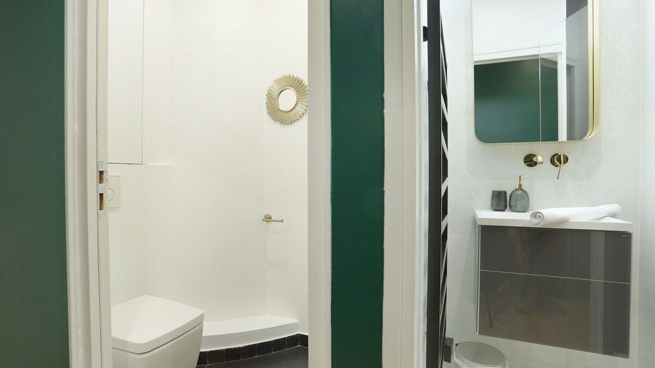 Photo of Bathroom in Arts-et-Metiers