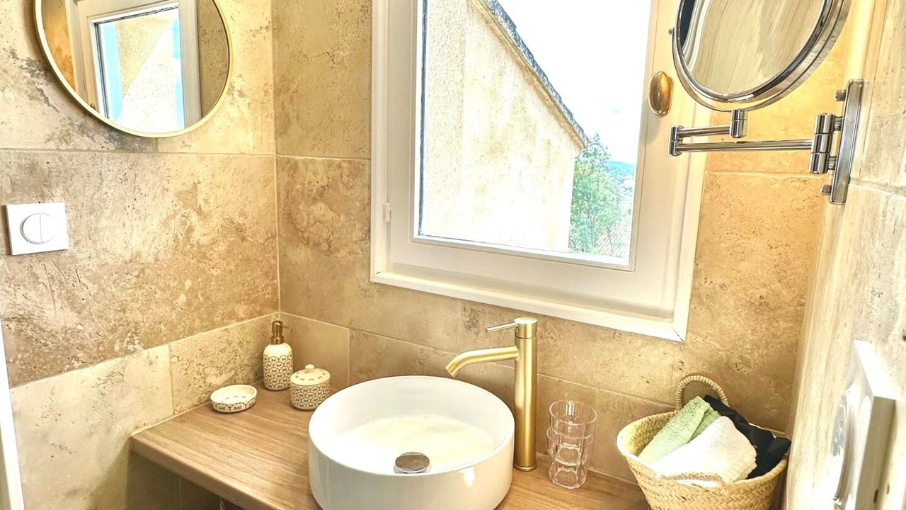 Photo of Bathroom in Grillon