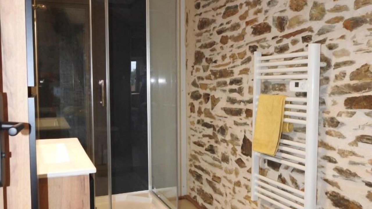 Photo of Bathroom in Savignac-Ledrier