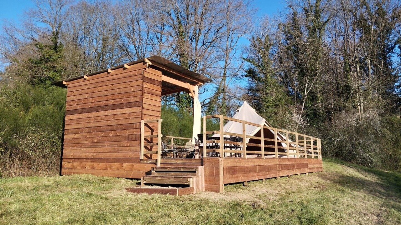 Photo of Patio Balcony in Savignac-Ledrier