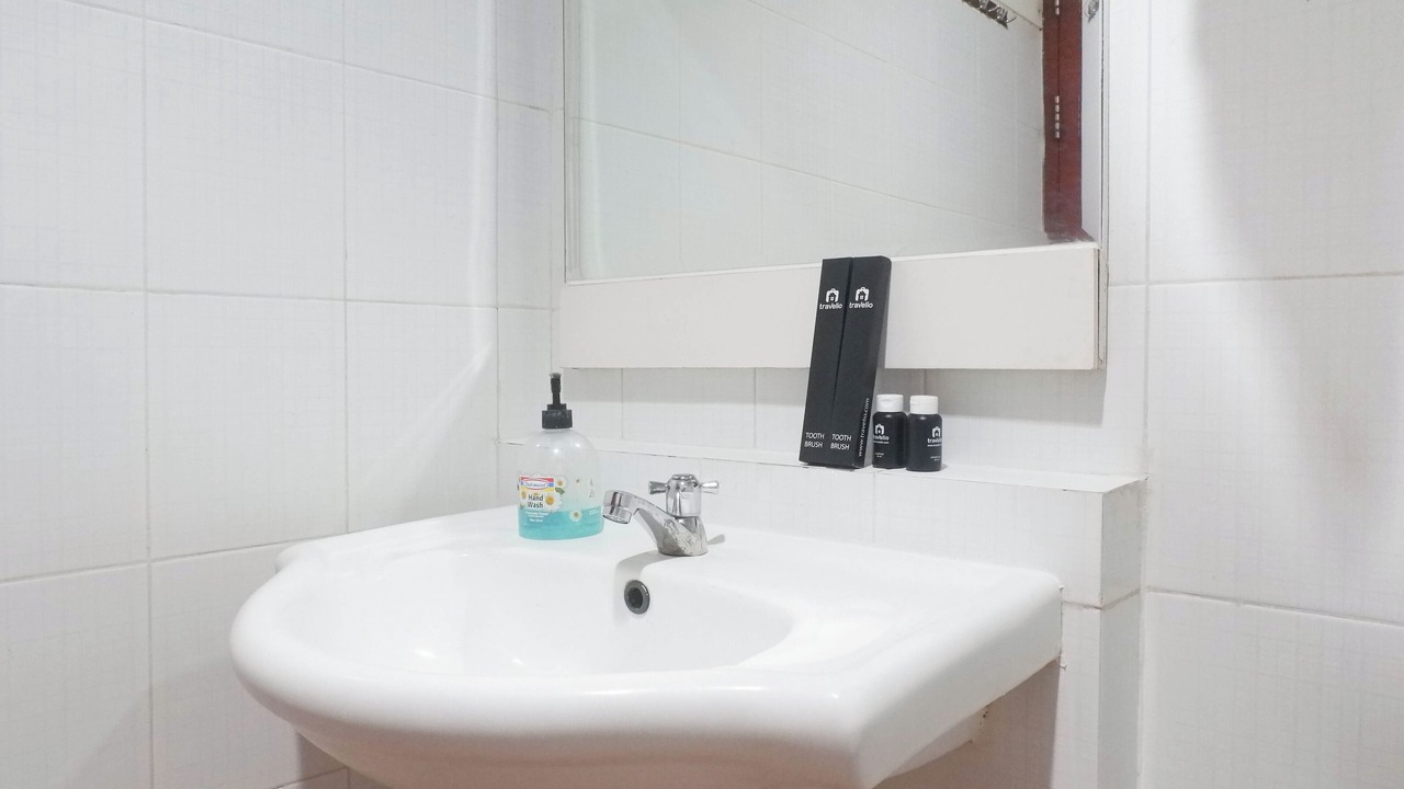 Photo of Bathroom in Siwalankerto