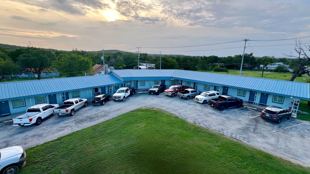Photo of Outdoor in Burnet