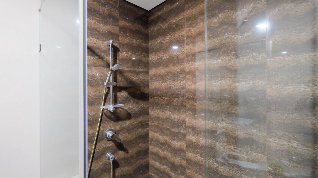 Photo of Bathroom in Chinatown