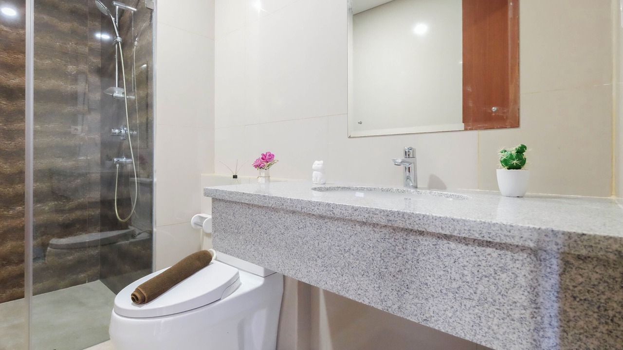 Photo of Bathroom in Chinatown
