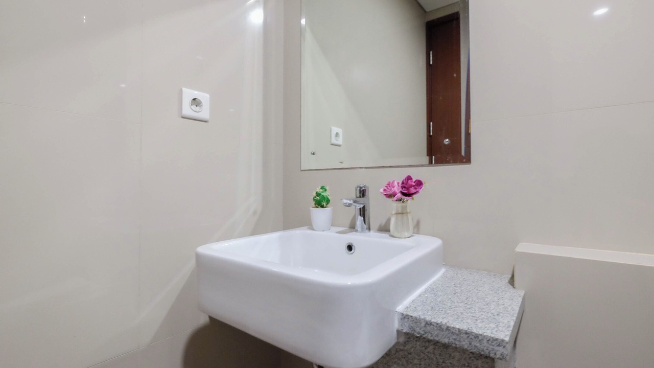Photo of Bathroom in Chinatown
