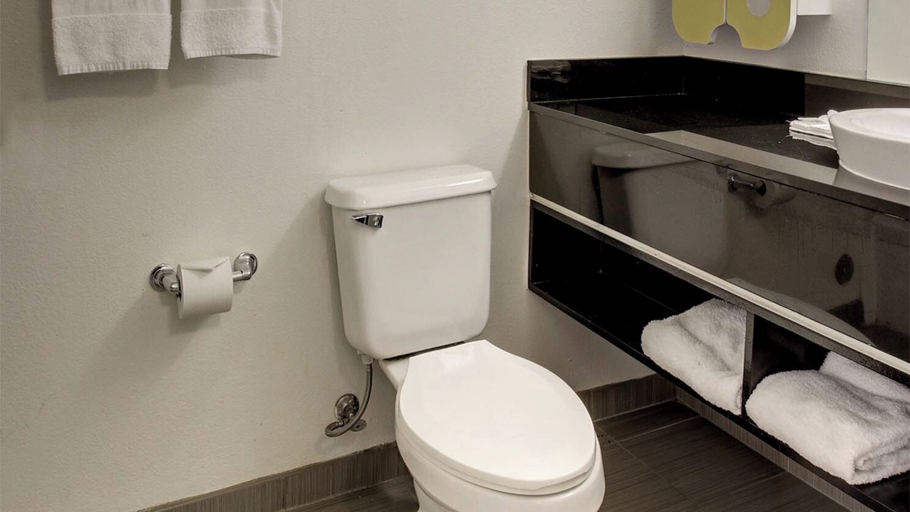 Photo of Bathroom in Murray