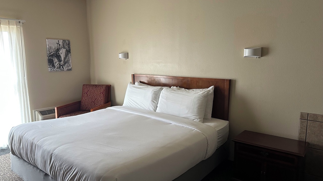 Photo of Bedroom in Houston County
