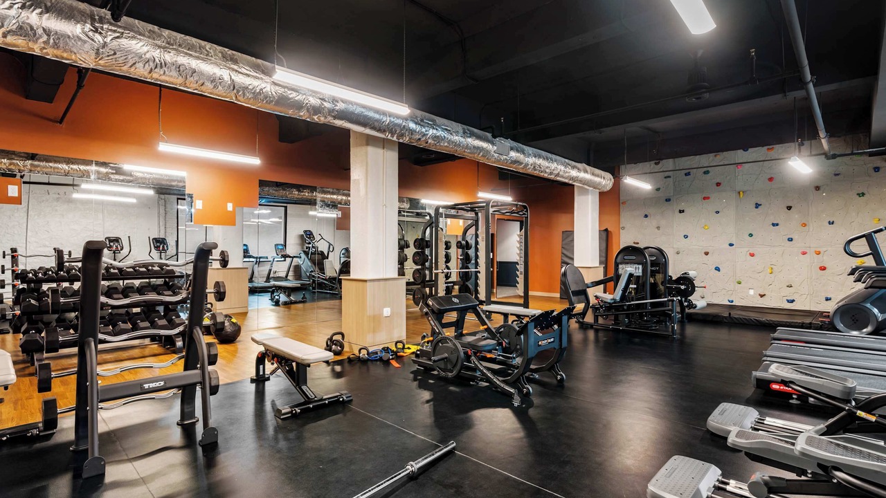 Photo of Others in Downtown Cincinnati