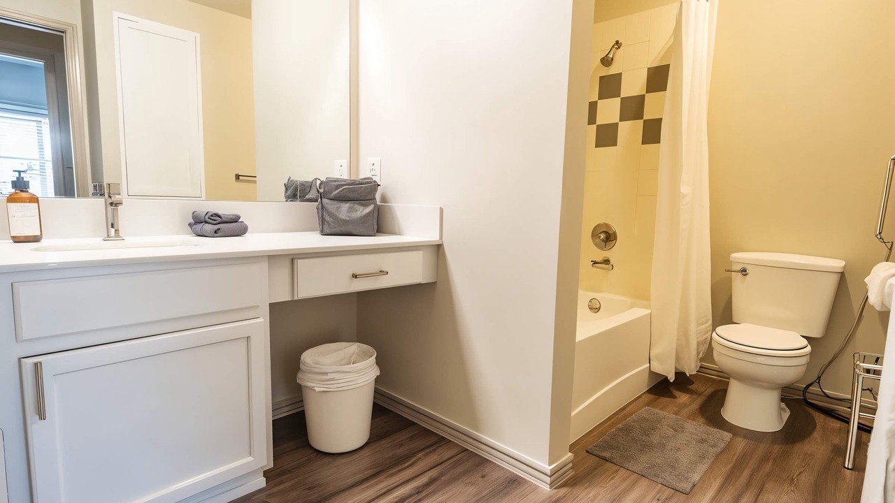 Photo of Bathroom in Willow Run