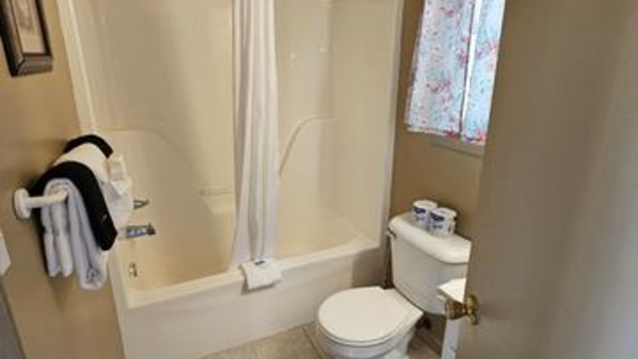 Photo of Bathroom in Chalet Village