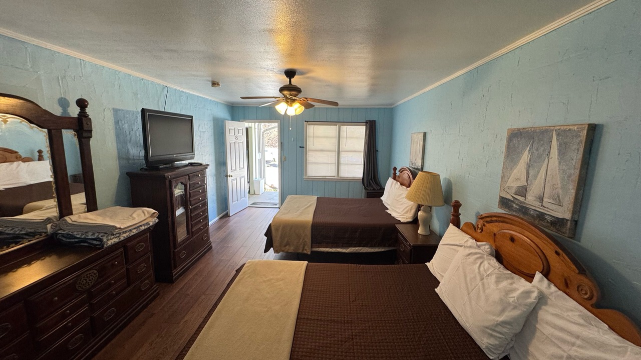 Photo of Bedroom in Linville Falls