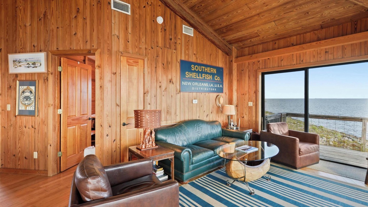 Photo of Bedroom in Ocean Springs