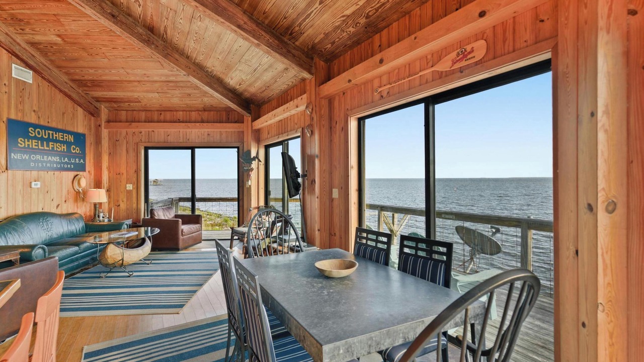 Photo of Bedroom in Ocean Springs