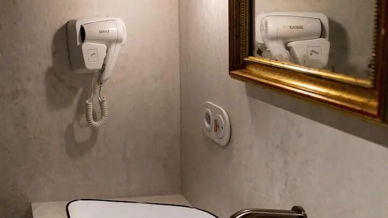 Photo of Bathroom in Auzay