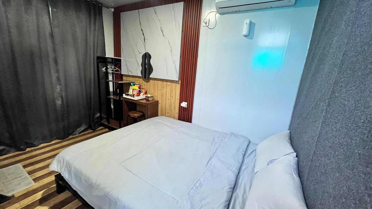 Photo of Bedroom in Kalipuro