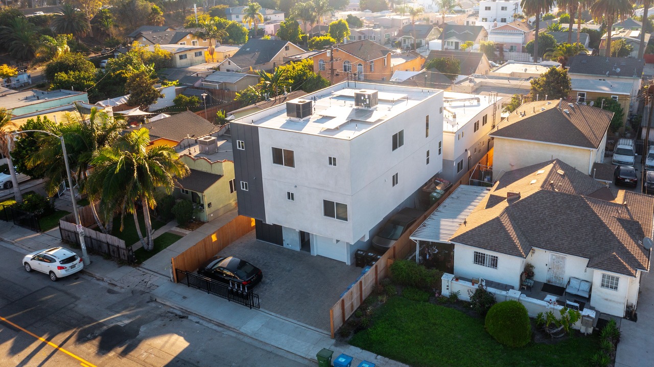 Photo of Outdoor in Mid City