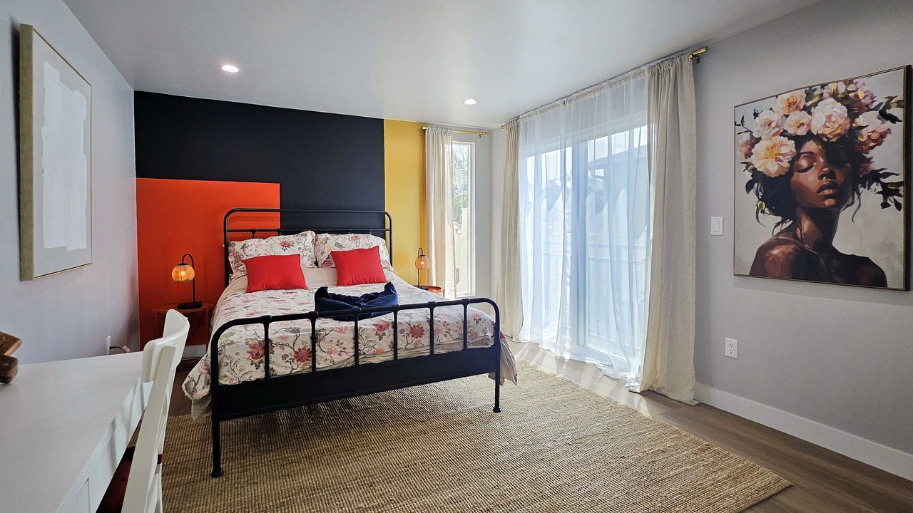 Photo of Bedroom in Mid City