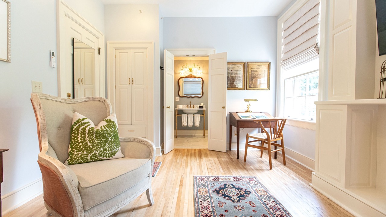 Photo of Bedroom in Lewisburg