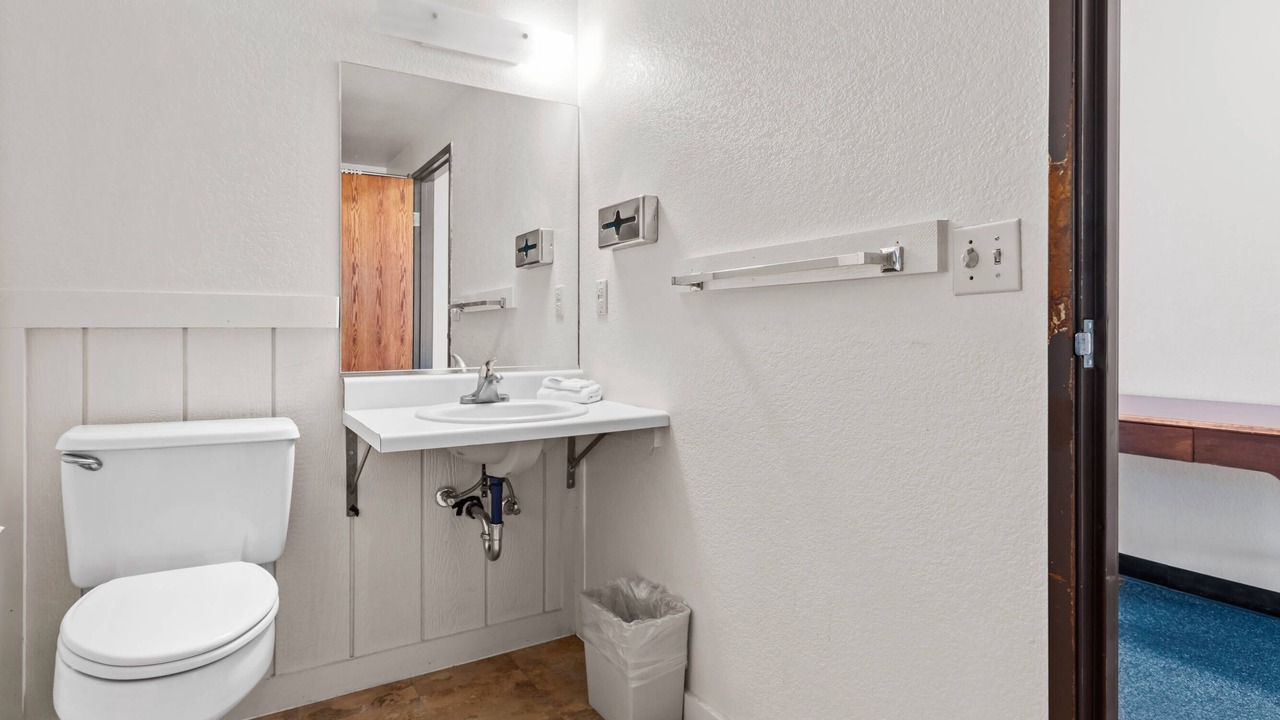 Photo of Bathroom in Cheyenne