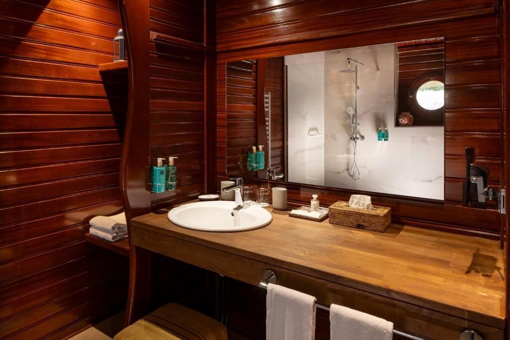 Photo of Bathroom in Bort-l'Etang