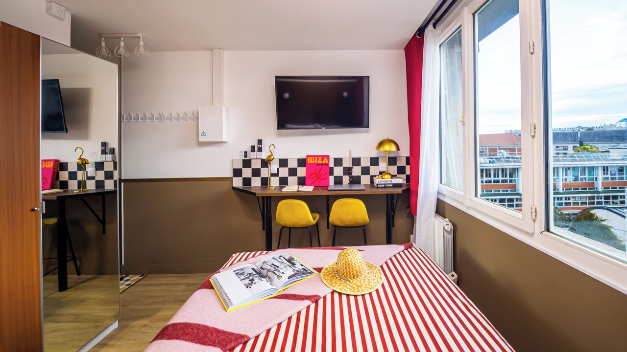 Photo of Bedroom in Silly-Gallieni