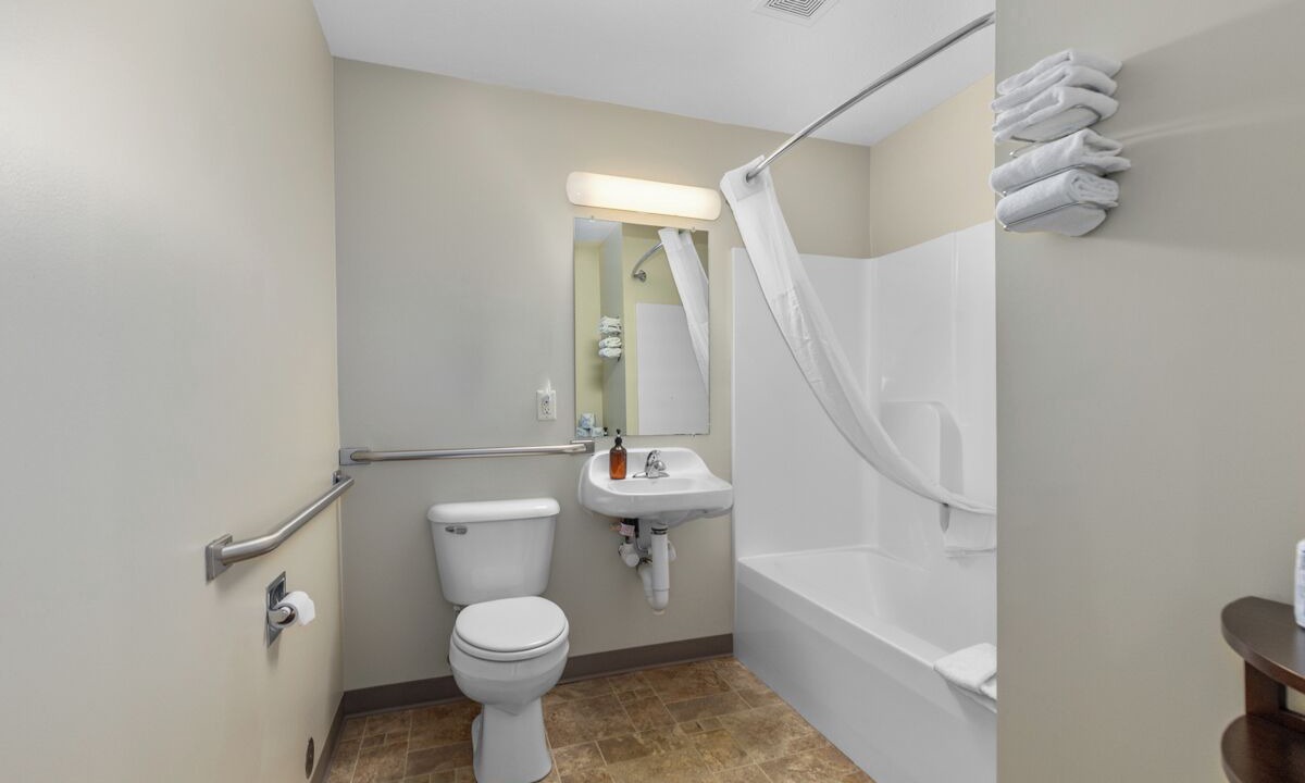 Photo of Bathroom in Lake City
