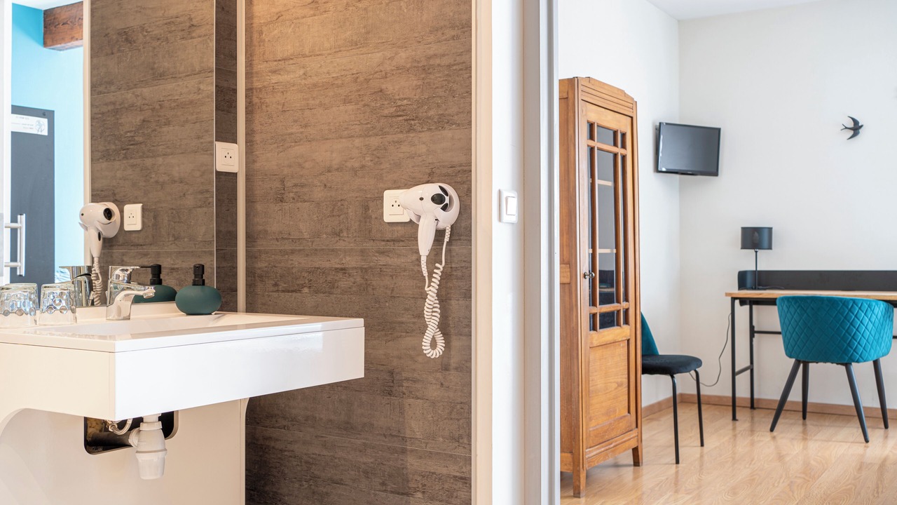 Photo of Bathroom in Chemille-Melay