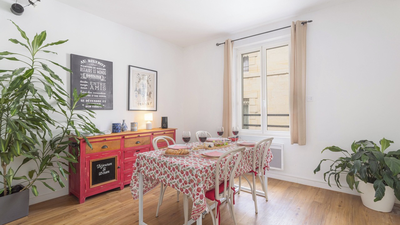 Photo of Bedroom in Cite