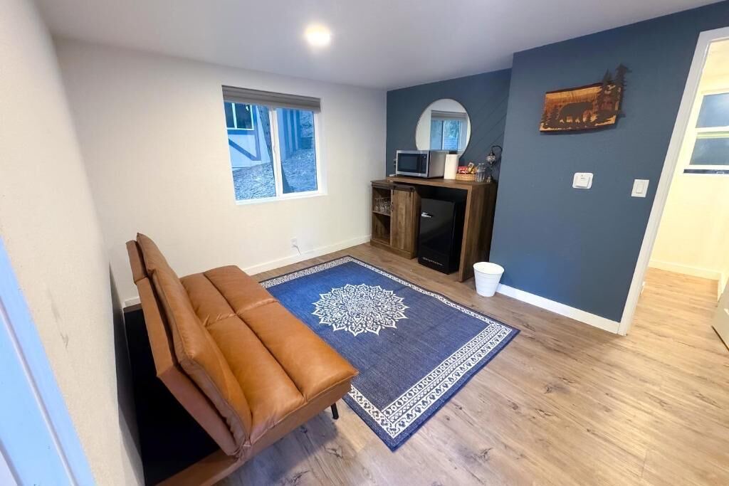 Photo of Others in Lake Arrowhead