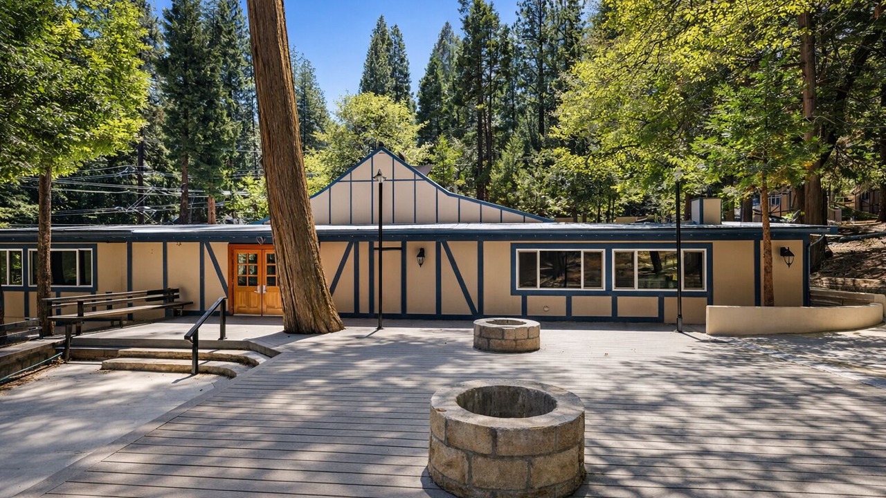 Photo of Outdoor in Lake Arrowhead