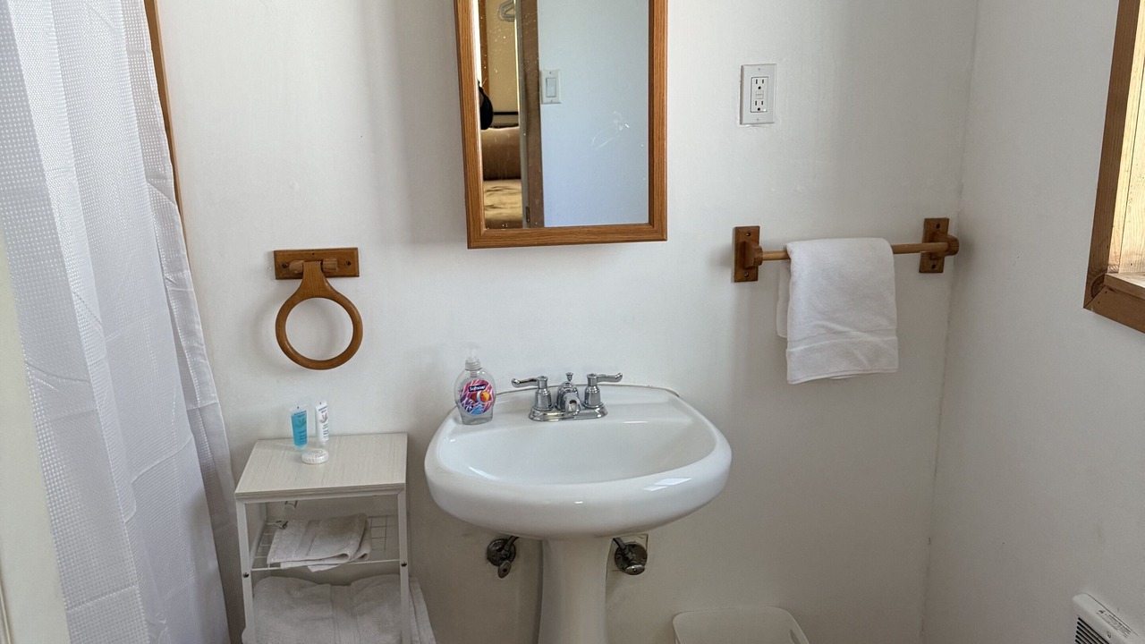 Photo of Bathroom in Cobb