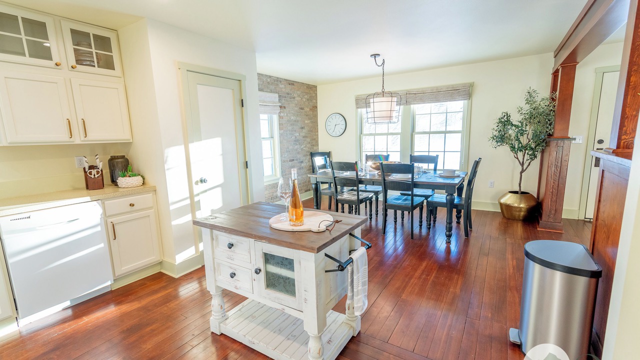 Photo of Kitchen in Palmer