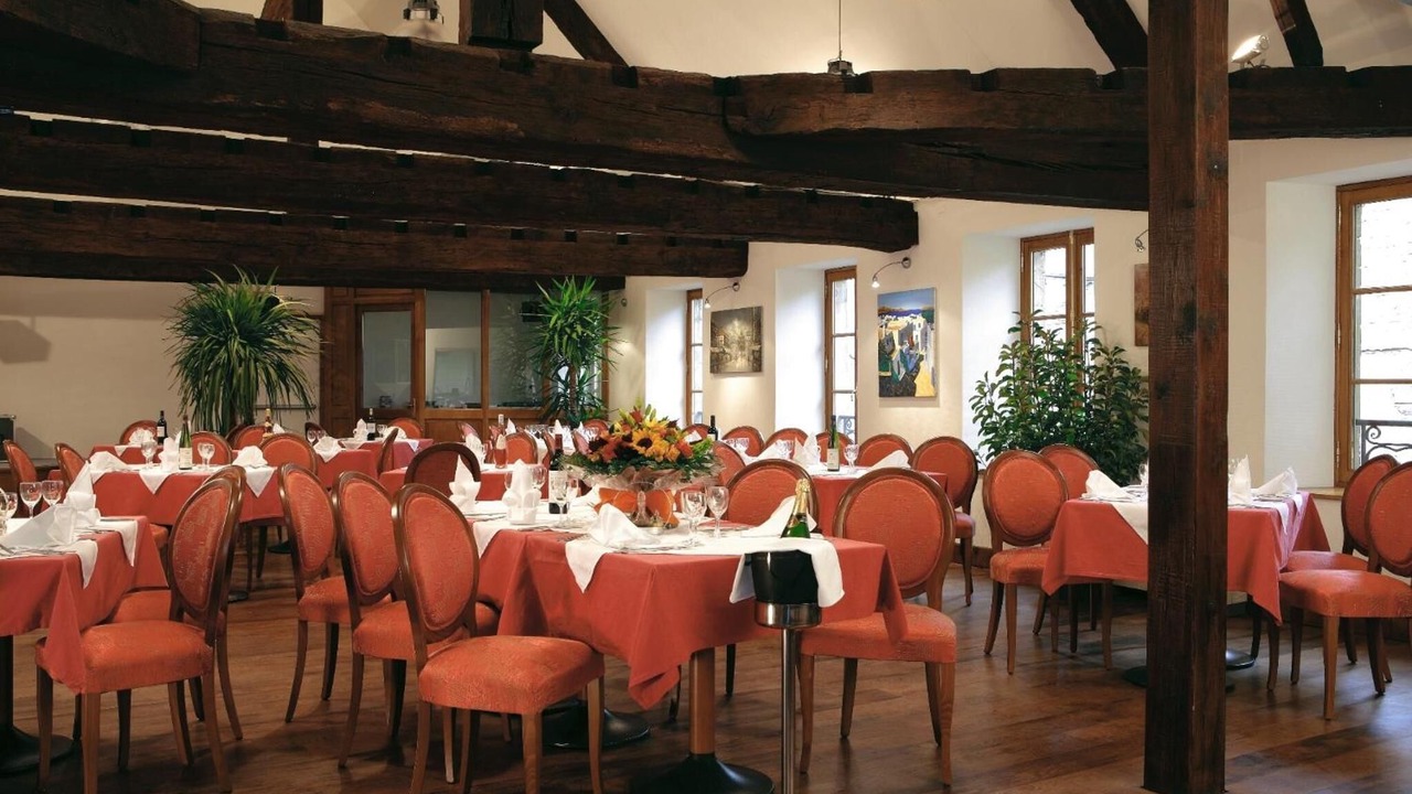 Photo of Others in Sedan