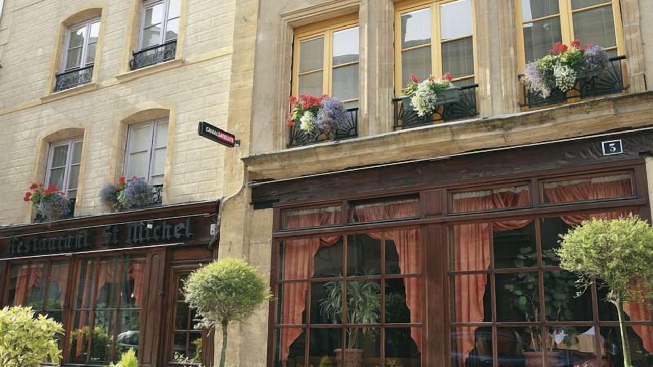 Photo of Outdoor in Sedan