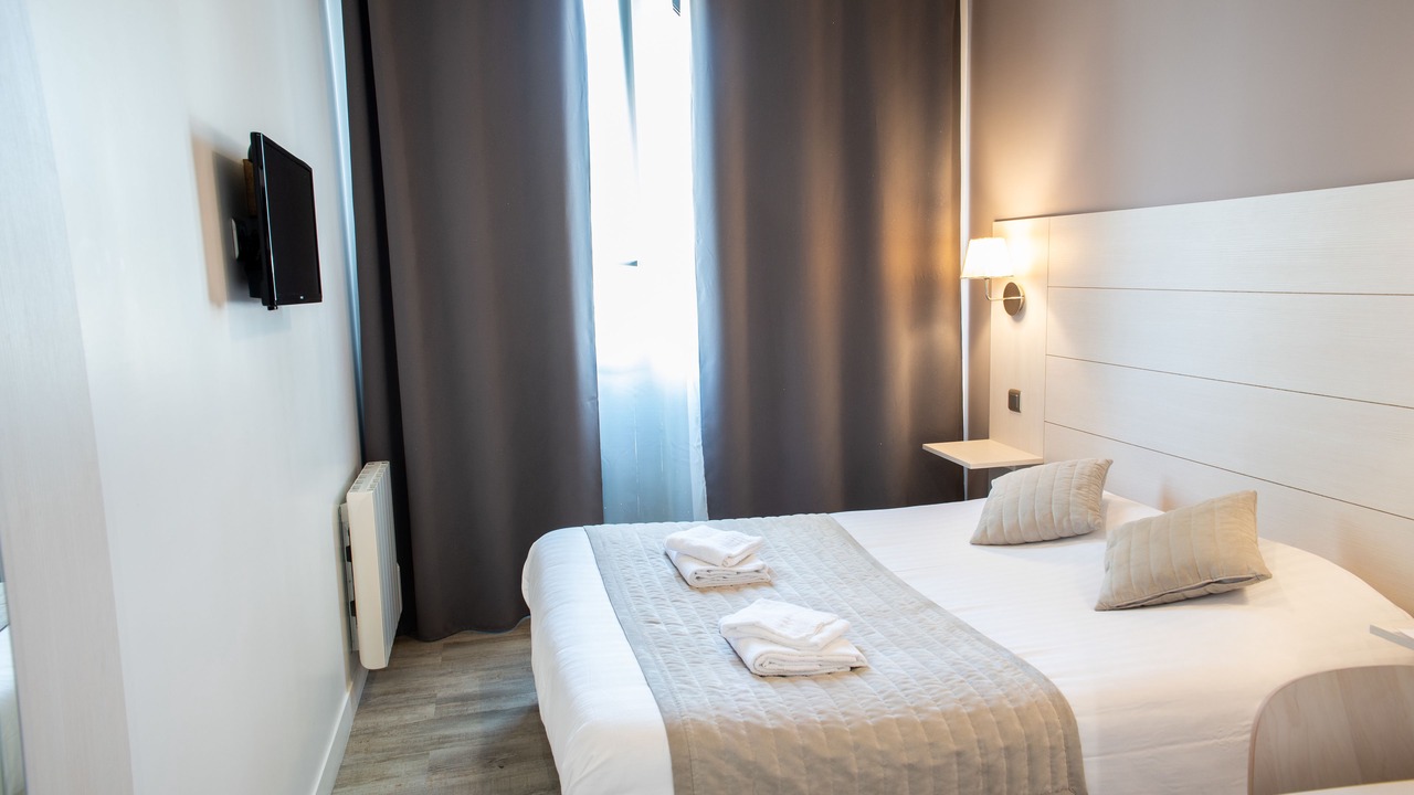 Photo of Bedroom in Plaisir