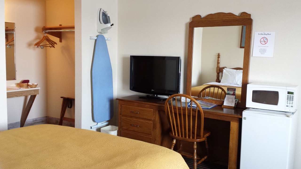 Photo of Bedroom in Shipshewana